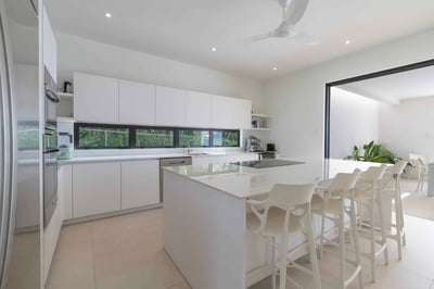 Luxury Villa Photo #18