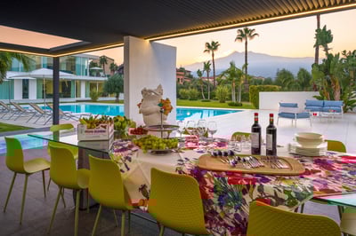 Luxury Villa Photo #23