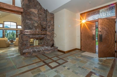 Luxury Villa Photo #2