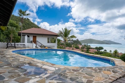 Luxury Villa Photo #2