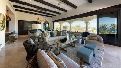 Luxury Villa Photo #16