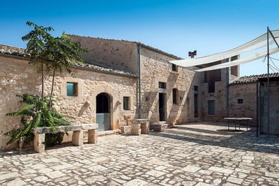Luxury Villa Photo #7
