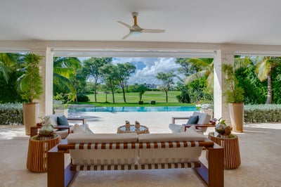 Luxury Villa Photo #4