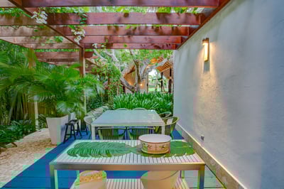 Luxury Villa Photo #13