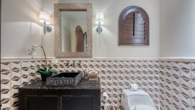 Luxury Villa Photo #39