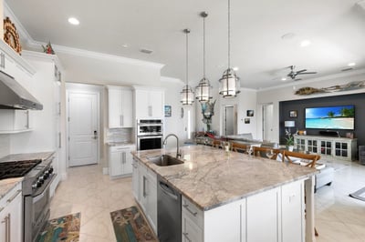 Luxury Villa Photo #7