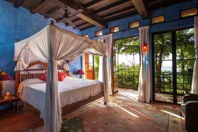 Luxury Villa Photo #16