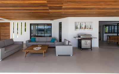 Luxury Villa Photo #7