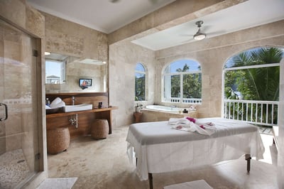 Luxury Villa Photo #42