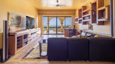 Luxury Villa Photo #55