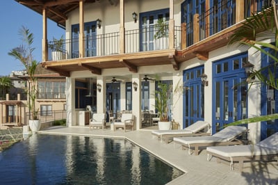 Luxury Villa Photo #4