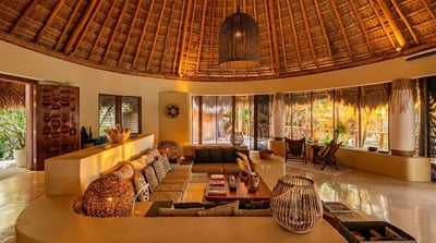 Luxury Villa Photo #5