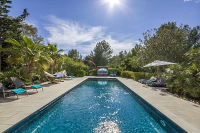 Luxury Villa Photo #7