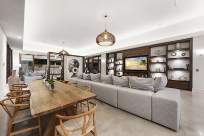 Luxury Villa Photo #19