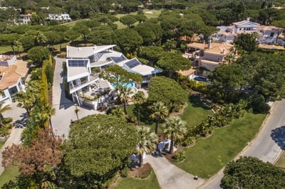 Luxury Villa Photo #2