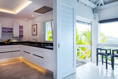 Luxury Villa Photo #13