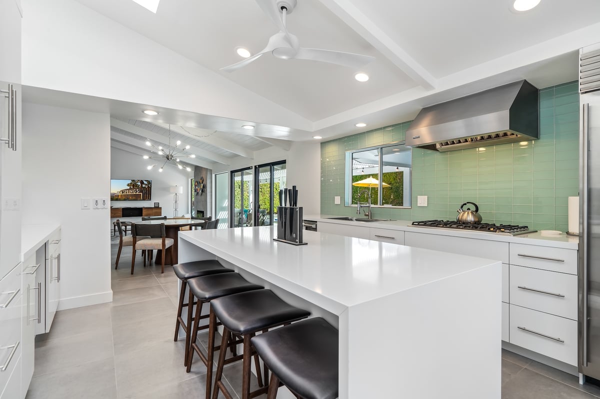 Alexander Desert Dreams