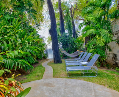 Luxury Villa Photo #3