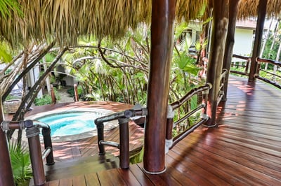 Luxury Villa Photo #17