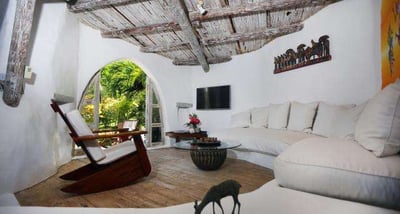 Luxury Villa Photo #11