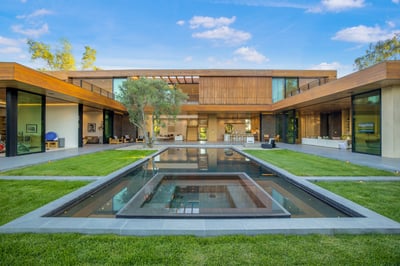 Luxury Villa Photo #5