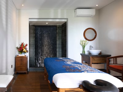 Luxury Villa Photo #20