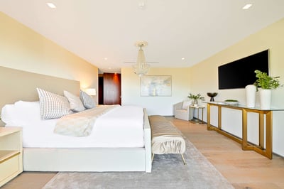Luxury Villa Photo #42