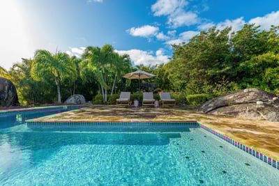 Luxury Villa Photo #5
