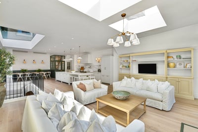Luxury Villa Photo #12