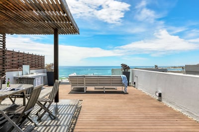 Luxury Villa Photo #4