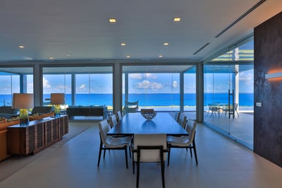Luxury Villa Photo #31