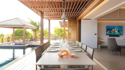 Kitchen & Dining Area