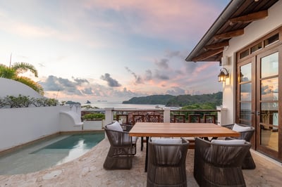 Luxury Villa Photo #2