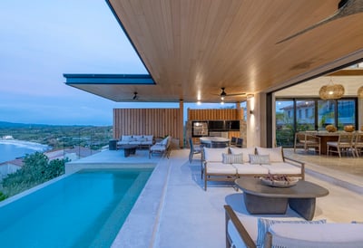 Luxury Villa Photo #2