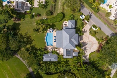Luxury Villa Photo #2