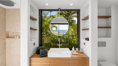 Luxury Villa Photo #64