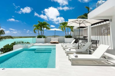 Luxury Villa Photo #12