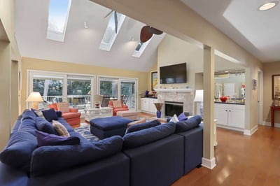 Luxury Villa Photo #16