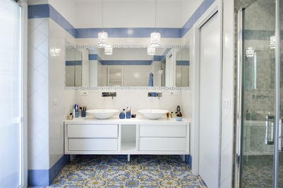 Luxury Villa Photo #23