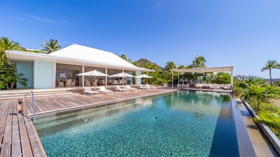 Luxury Villa Photo #2