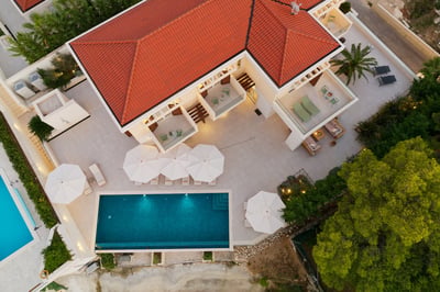 Luxury Villa Photo #2