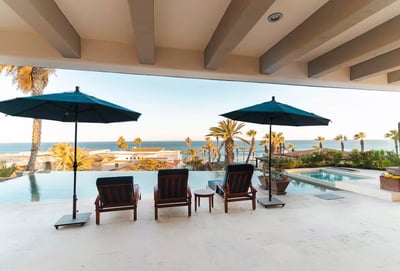 Luxury Villa Photo #8