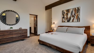 Primary suite