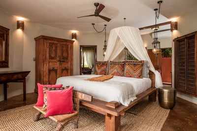 Luxury Villa Photo #35