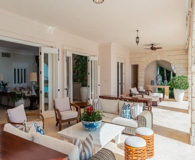 Luxury Villa Photo #22