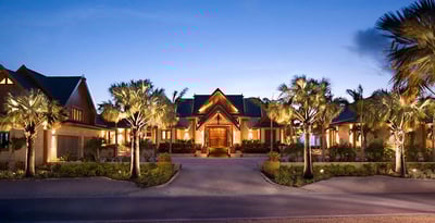 Luxury Villa Photo #3