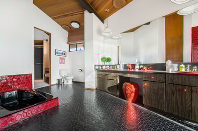 Luxury Villa Photo #26