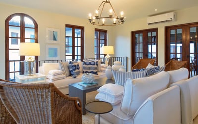 Luxury Villa Photo #11