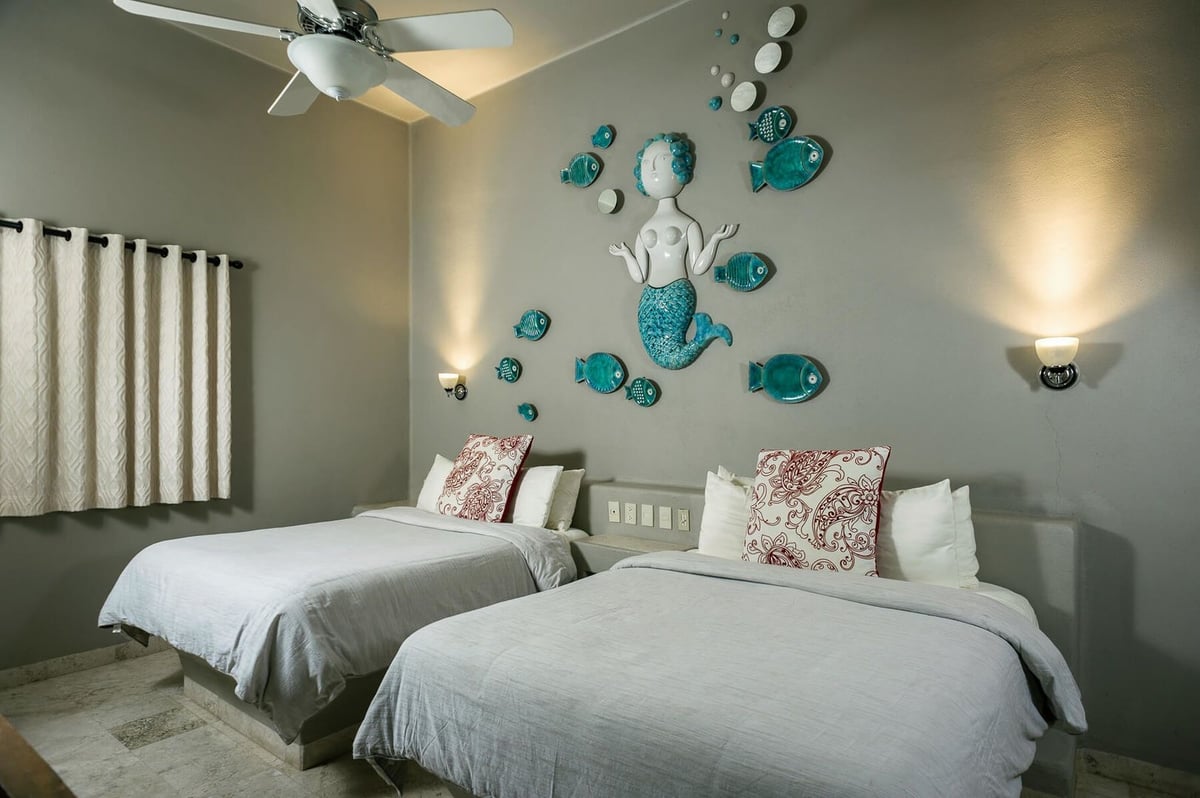 Each room features a specific art piece that sets it apart from all the others - Image 22