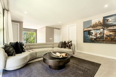Luxury Villa Photo #38